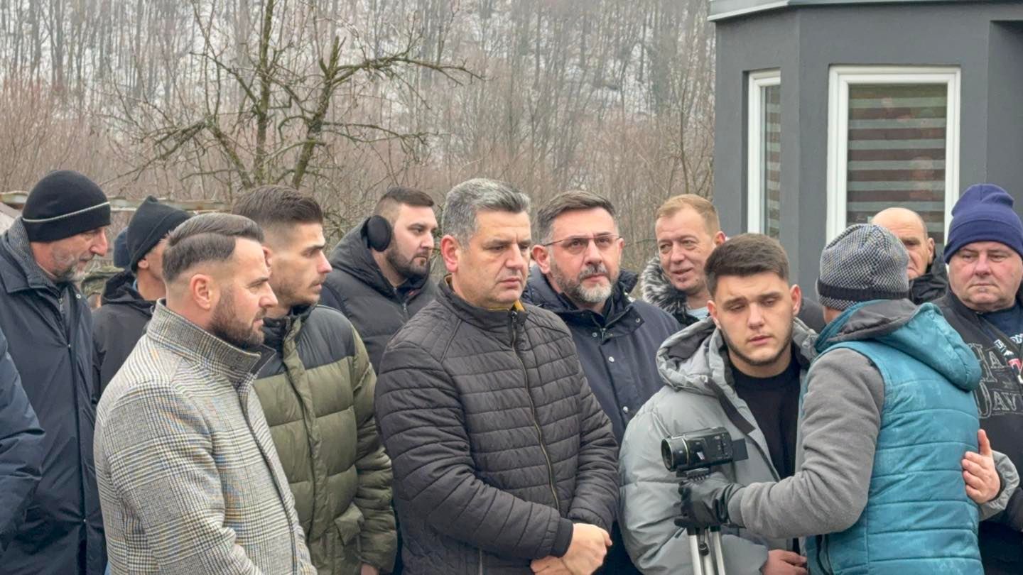 O kakvom se insanu radi govori i ovaj broj ljudi na dženazi