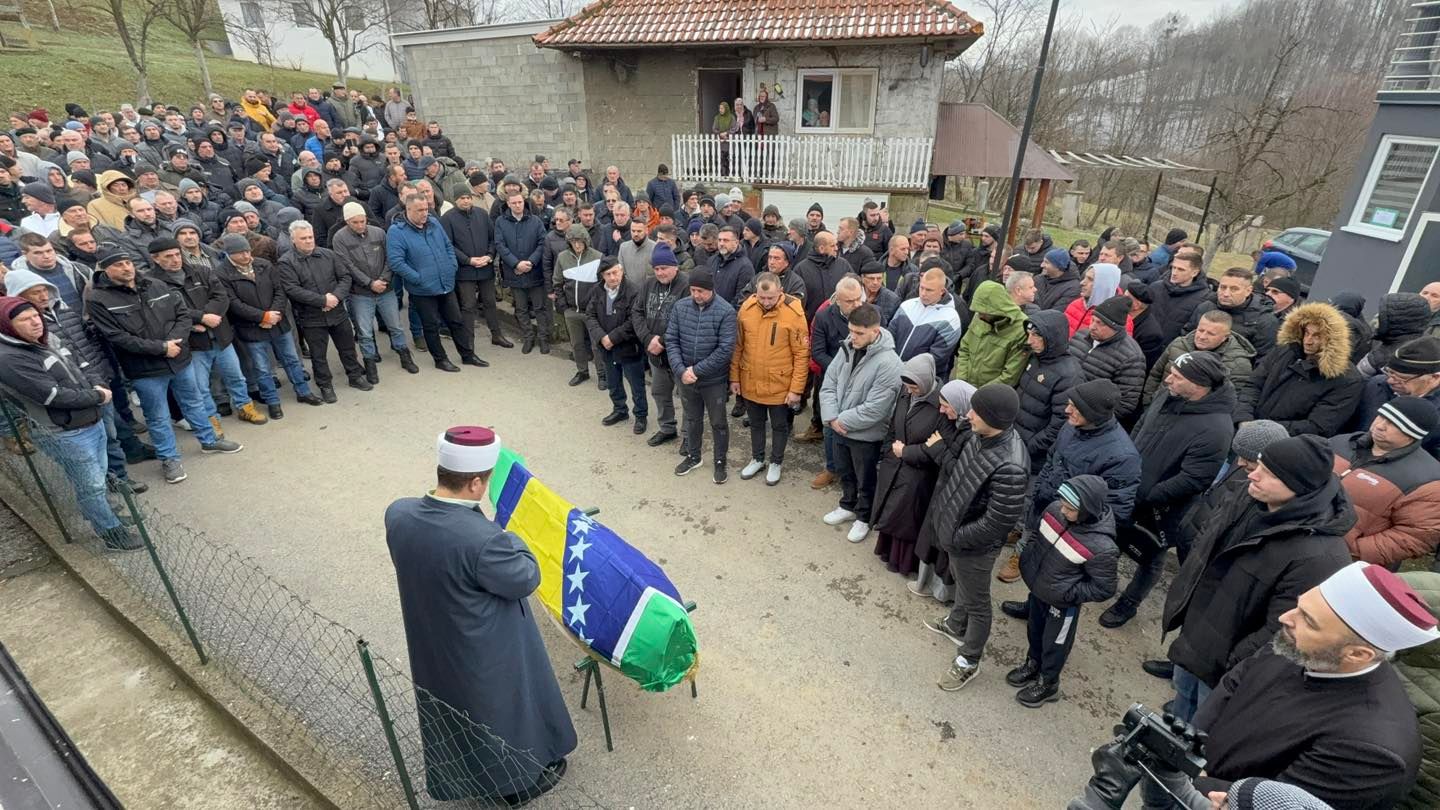 O kakvom se insanu radi govori i ovaj broj ljudi na dženazi