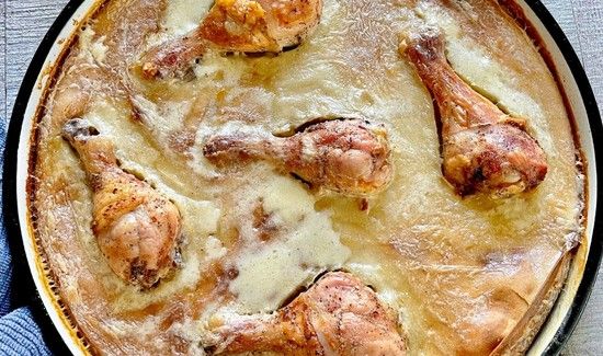 Kvrguša je gotova kad su krajevi malo hrskavi, a sredina tvrđa, ali ne previše, mada će dijelovi koji su ispod piletine biti mekši