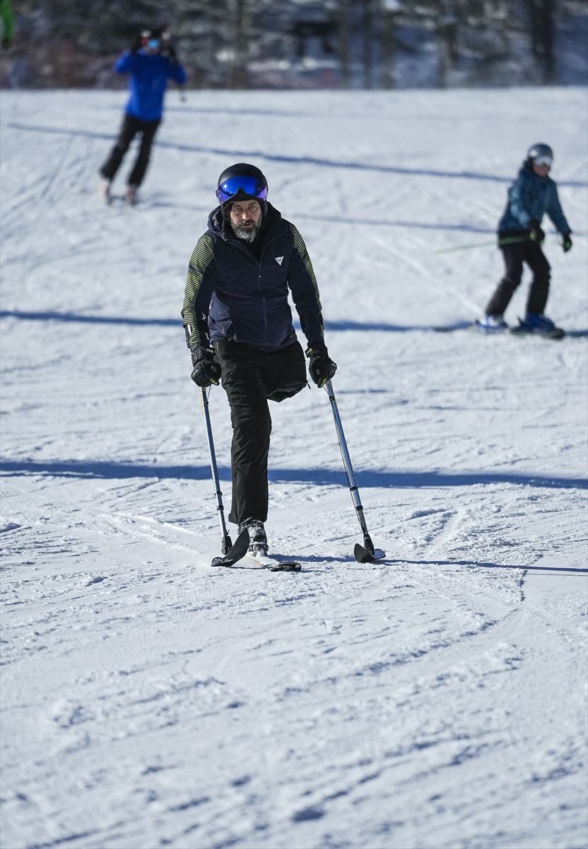 Stvarno uživam. Ovo je sada ovisnost. Ispunjava me, dio sam planine i uživam maksimalno. Nema mjerila za ovaj osjećaj sreće, rekao je Almir Drnda