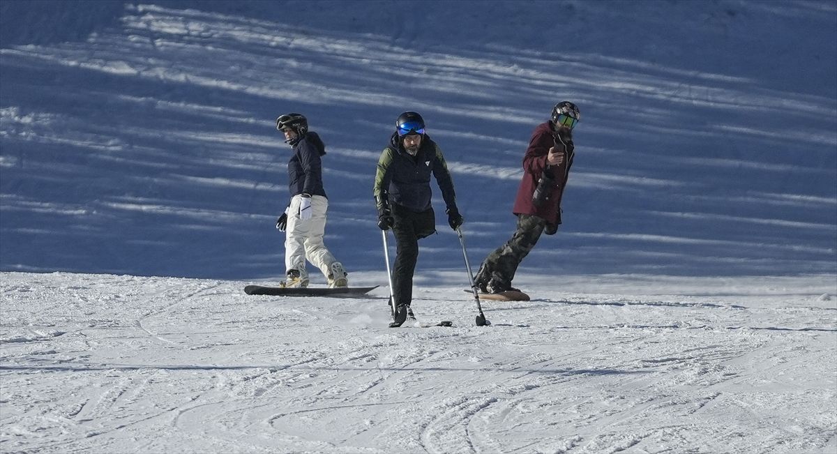 Stvarno uživam. Ovo je sada ovisnost. Ispunjava me, dio sam planine i uživam maksimalno. Nema mjerila za ovaj osjećaj sreće, rekao je Almir Drnda