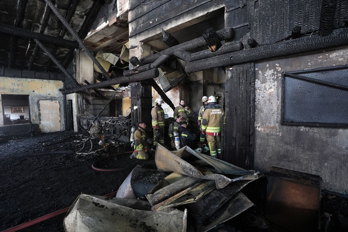 Turski ministar unutrašnjih poslova rekao da je okviru istrage o požaru dosad privedeno devet osoba