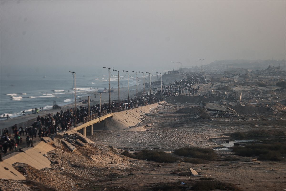 Desetine hiljada protjeranih Palestinaca vraćaju se na sjever Gaze