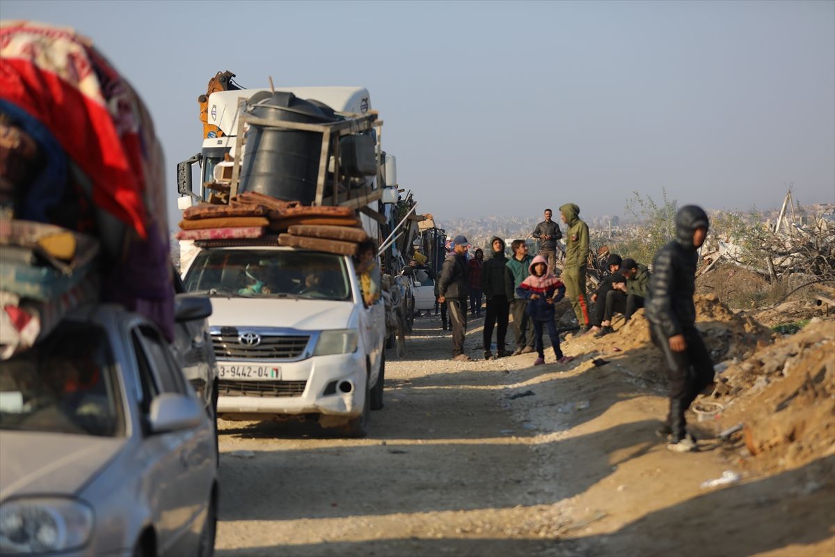 Nakon otvaranja okupiranog Netzarim koridora u ponedjeljak, stanovnici Gaze su se masovno počeli vraćati u sjeverne regije