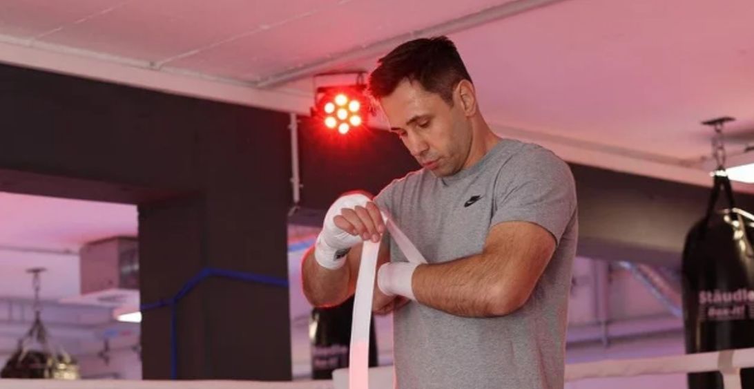 Sturm je nastavio graditi karijeru koja ga je etablirala kao jednog od najboljih boksera svoje ere