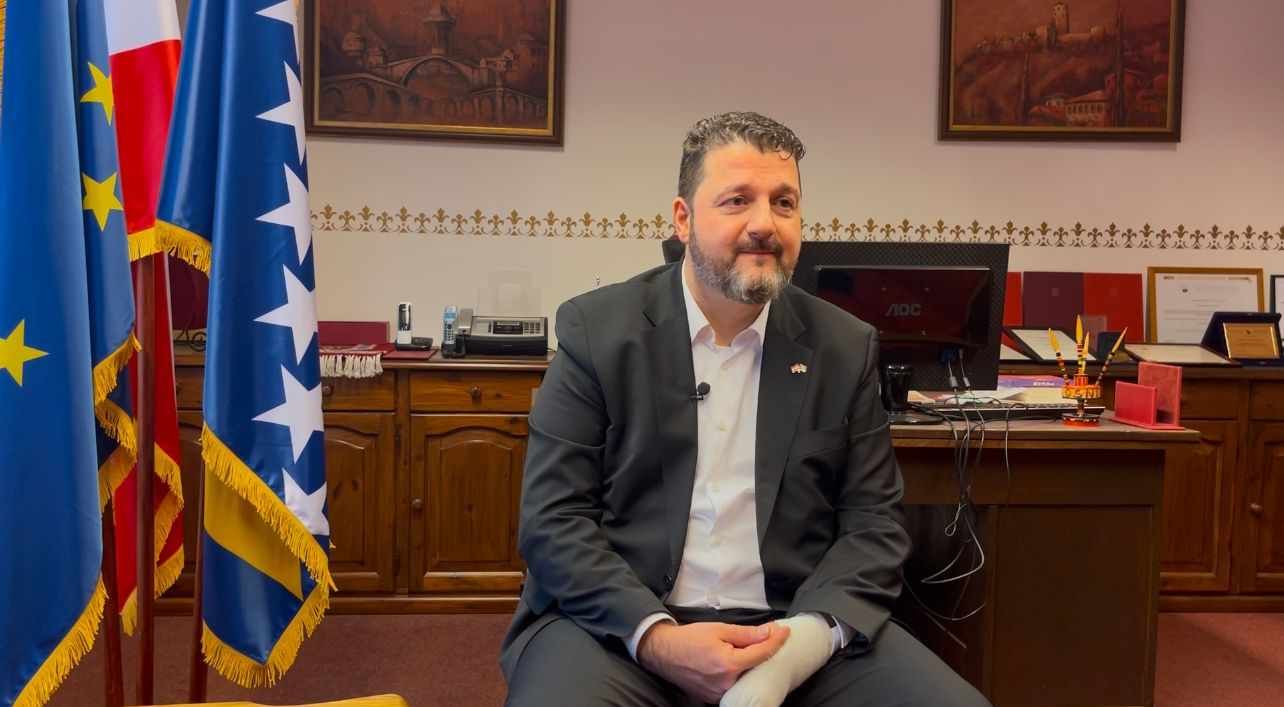 Ugradimo i mi sebe u sjećanje na genocid: Pomozimo izgradnju spomenika 'Cvijet Srebrenice' u Beču