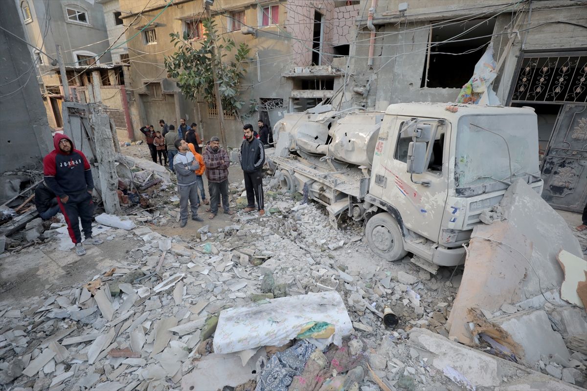 Visokopozicionirani zvaničnik Hamasa rekao je za Reuters kasno u utorak da palestinska grupa još nije dala svoj odgovor jer čeka da Izrael dostavi karte 