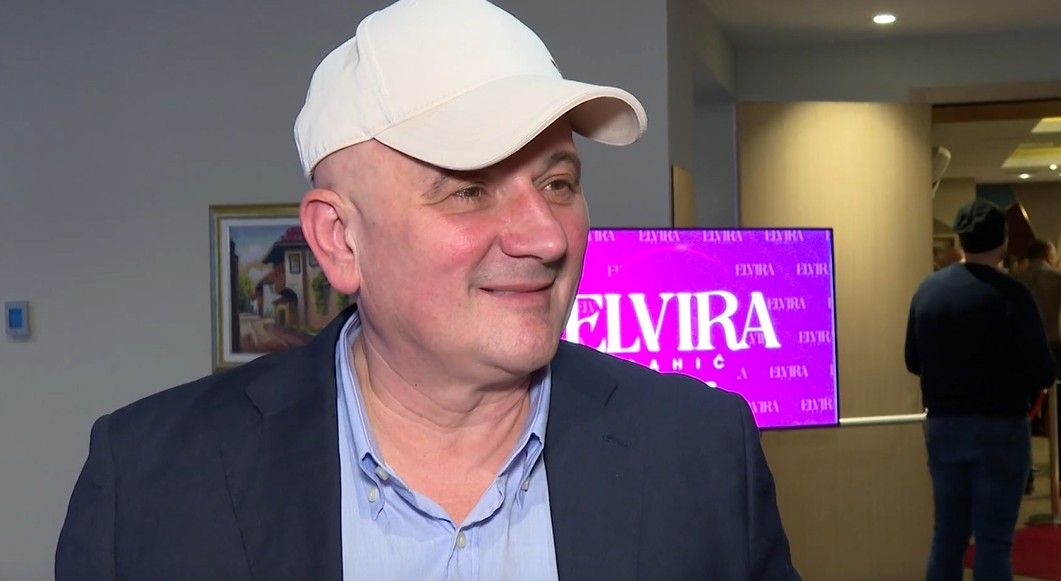 U dugogodišnjoj karijeri ostvario je kontakte i saradnju sa mnogim pjevačima