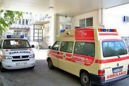 Podsjećamo, pet maloljetnika osumnjičeno je da su palicama i drugim predmetima pretukli tinejdžera u Trebinju.