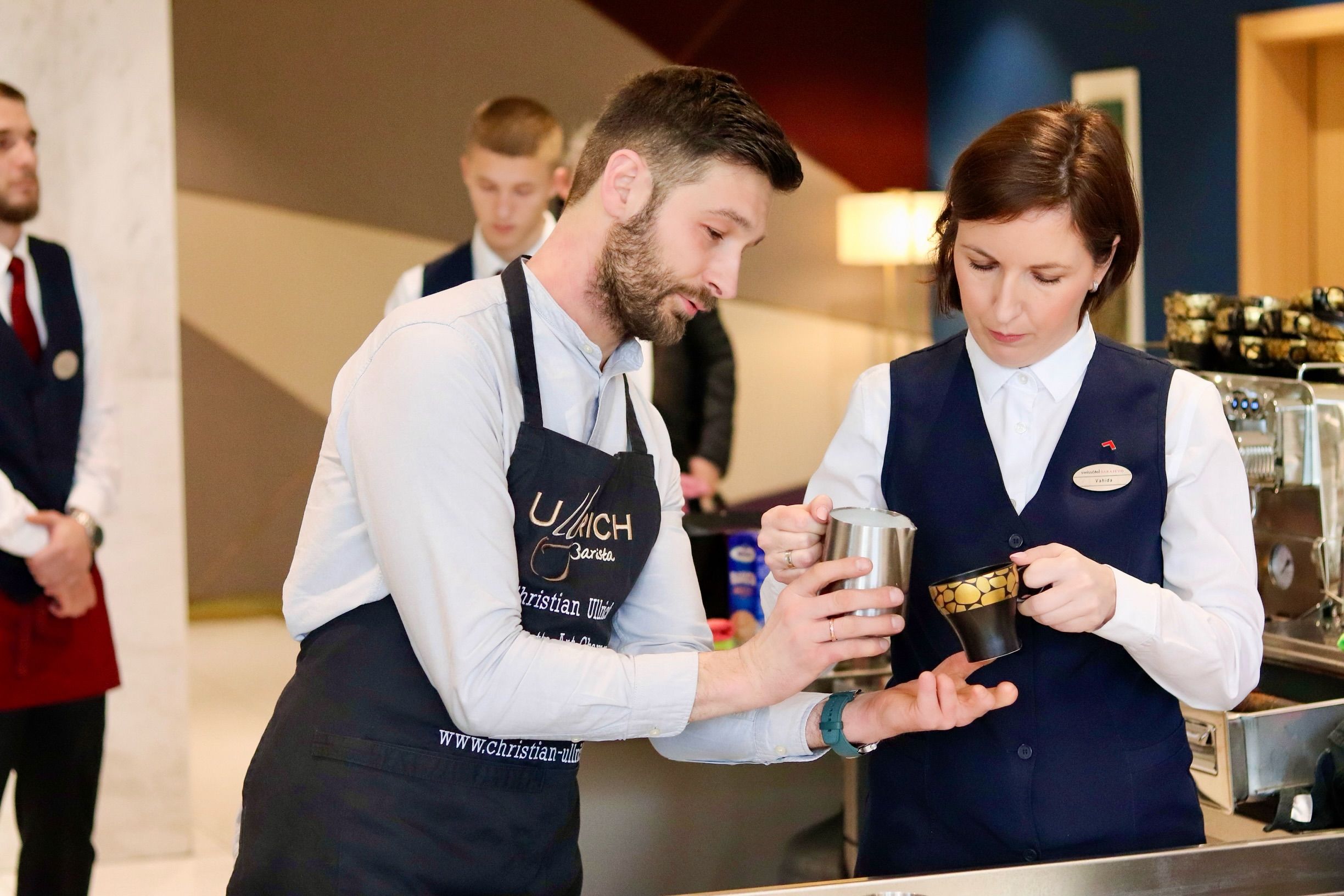 Swissotel Sarajevo organizirao je sinoć ekskluzivni događaj "Swissotel Sarajevo – Kafa sa Christianom Ullrichom, svjetskim Latte Art šampionom"