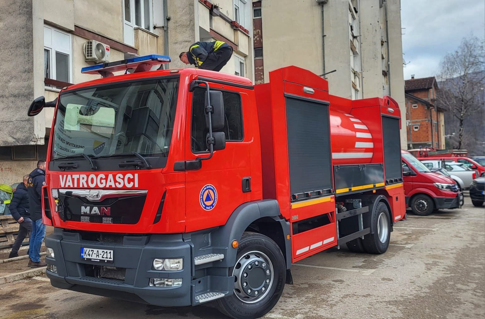 Uručeni ključevi novog vatrogasnog vozila Općini Jablanica