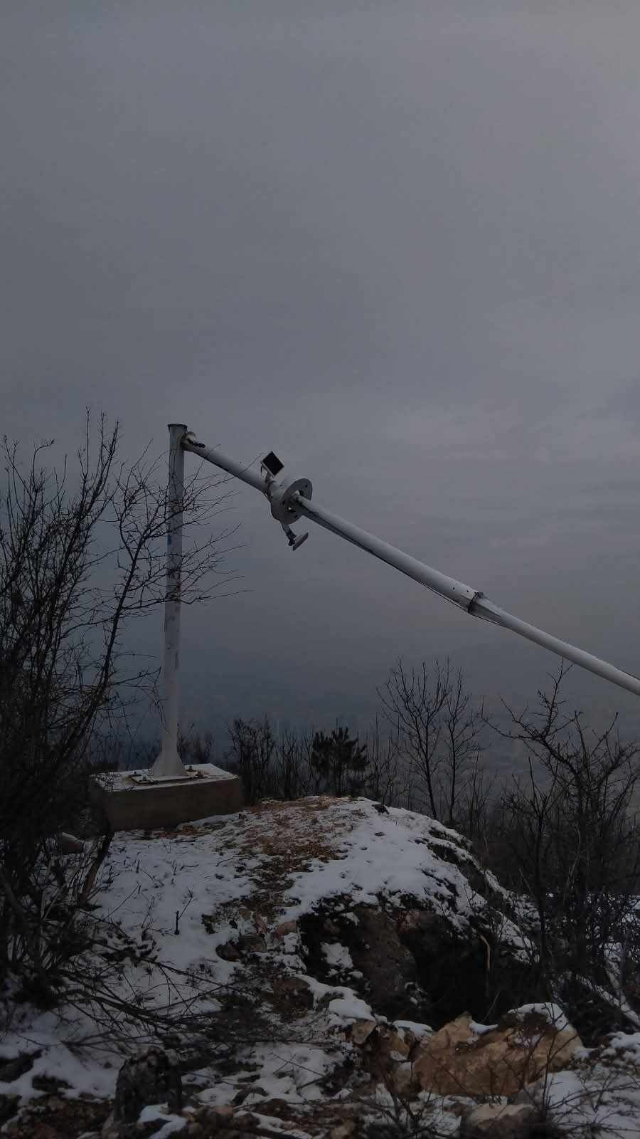 Uništen jarbol sa zastavom BiH na Trebeviću: Policija traga za počiniocima