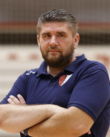 Tuga prvog dana u 2025.: Preminuo sportski i zdravstveni radnik iz Vogošće