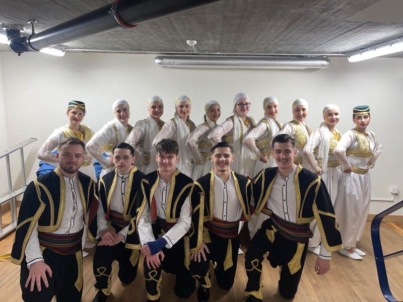 Pred mnogobrojnom publikom predstavile su se folklorne sekcije KUD 'Bosna' iz Basela te KUD 'Sevdah' iz Oberentfeldena