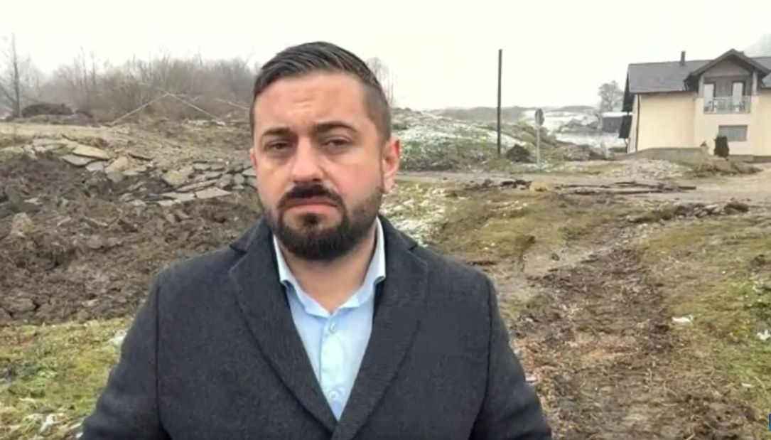 Do sada je sedam kuća evakuisano, a ako bude potrebe za daljim evakuisanjem to ćemo svakako uraditi, kaže Suljaković
