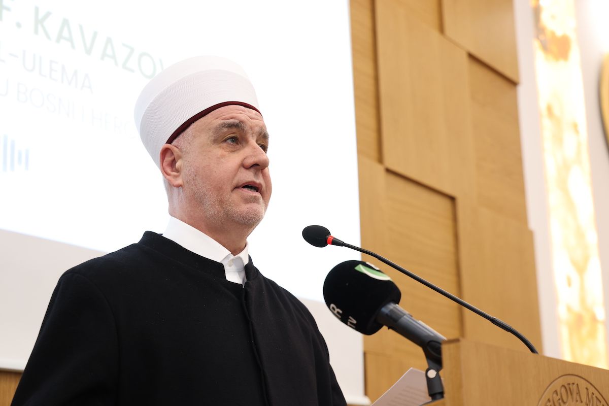U amfiteatru Gazi Husrev-begove medrese u Sarajevu danas je obilježena 488. godišnjica ove škole
