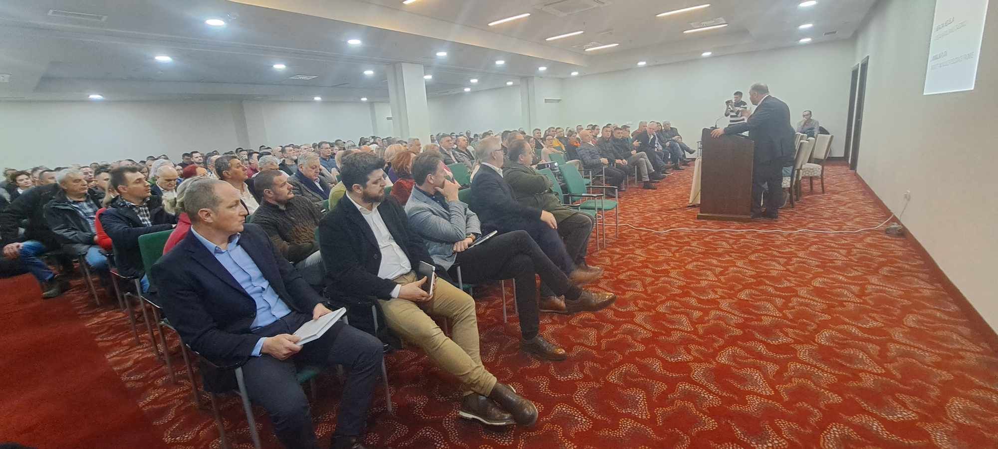 Šibonjić za Hayat.ba: Nije dobro da narod ovako obmanjuju, uredba je nametnuta