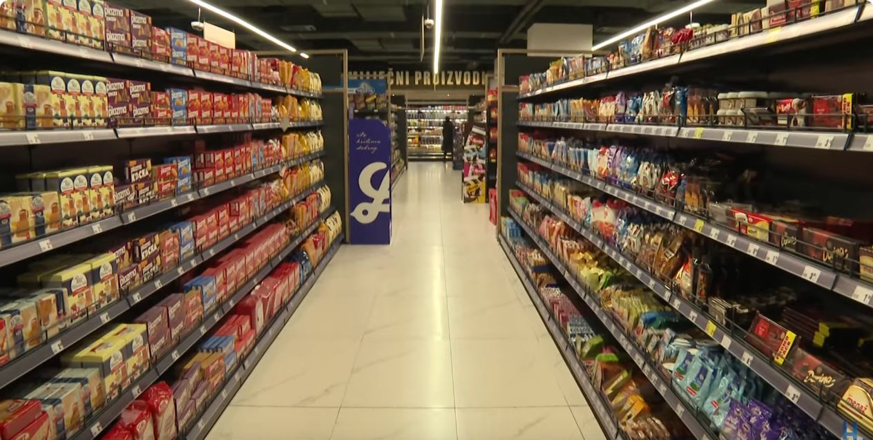 U entitetu RS povećane su minimalne plate, ali su zbog toga uručeni i otkazi hiljadama radnika u privatnom sektoru