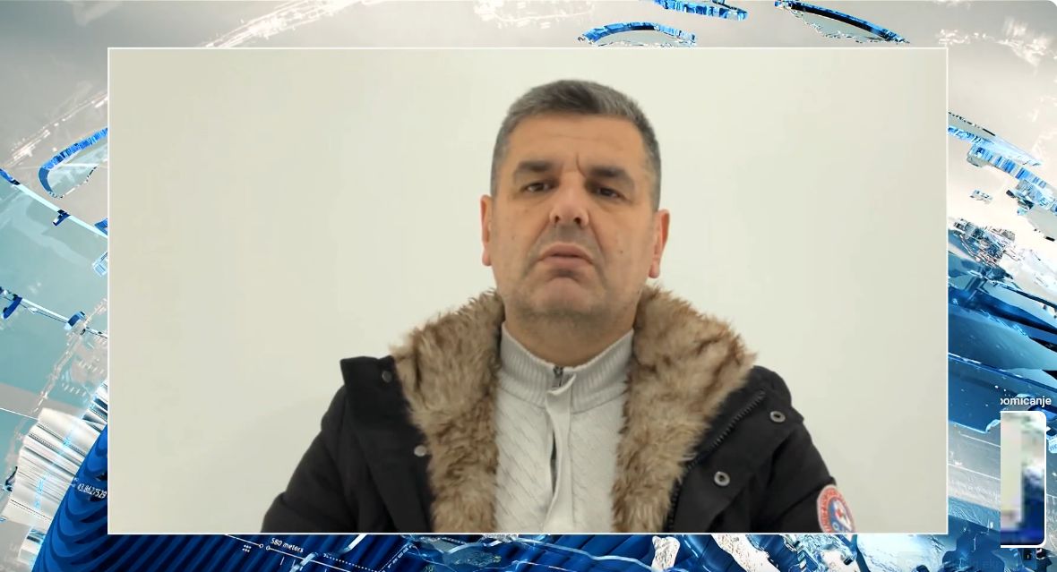 Šef Kluba Bošnjaka u Vijeću naroda RS-a, Alija Tabaković, kaže da su odluke Christiana Schmidta svakako dobrodošle, ali i da su zakasnjele