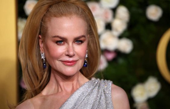 Glumice su uhvaćene kako razgovaraju tokom reklamne pauze, a neki fanovi su primijetili kako Kidman ima 'napeti' izraz lica tokom razgovora s Foster
