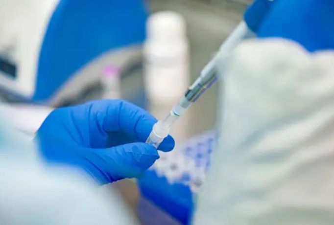 Doneseno je rješenje kojim se uvode mjere za sprječavanje širenja bolesti na zaraženom području, koje obuhvata općine Rogatica, Pale i Sokolac.