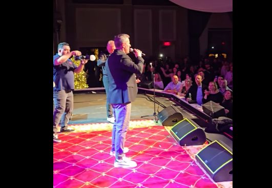 Enes Begović nakon turneje po SAD: Iskrena emocija na koncertima za pamćenje!