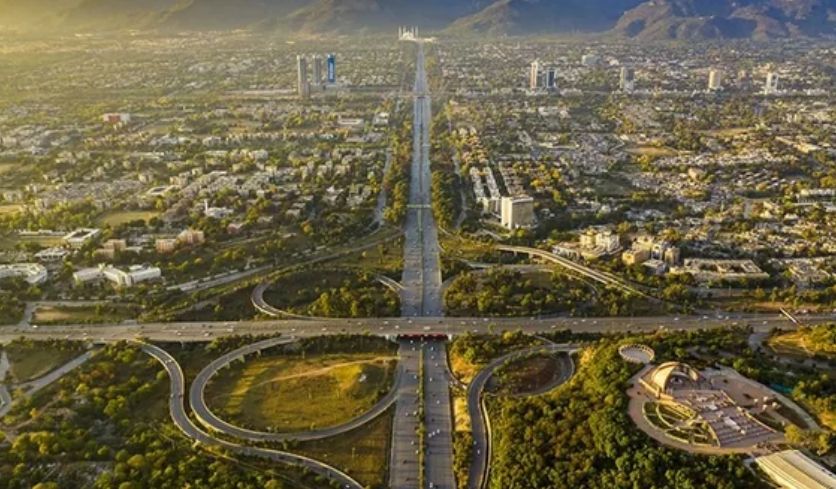 Njemački diplomata, koji je pronađen mrtav u glavnom gradu Pakistana prošle sedmice, bio je iskusni obavještajac, javljaju mediji u ponedjeljak.