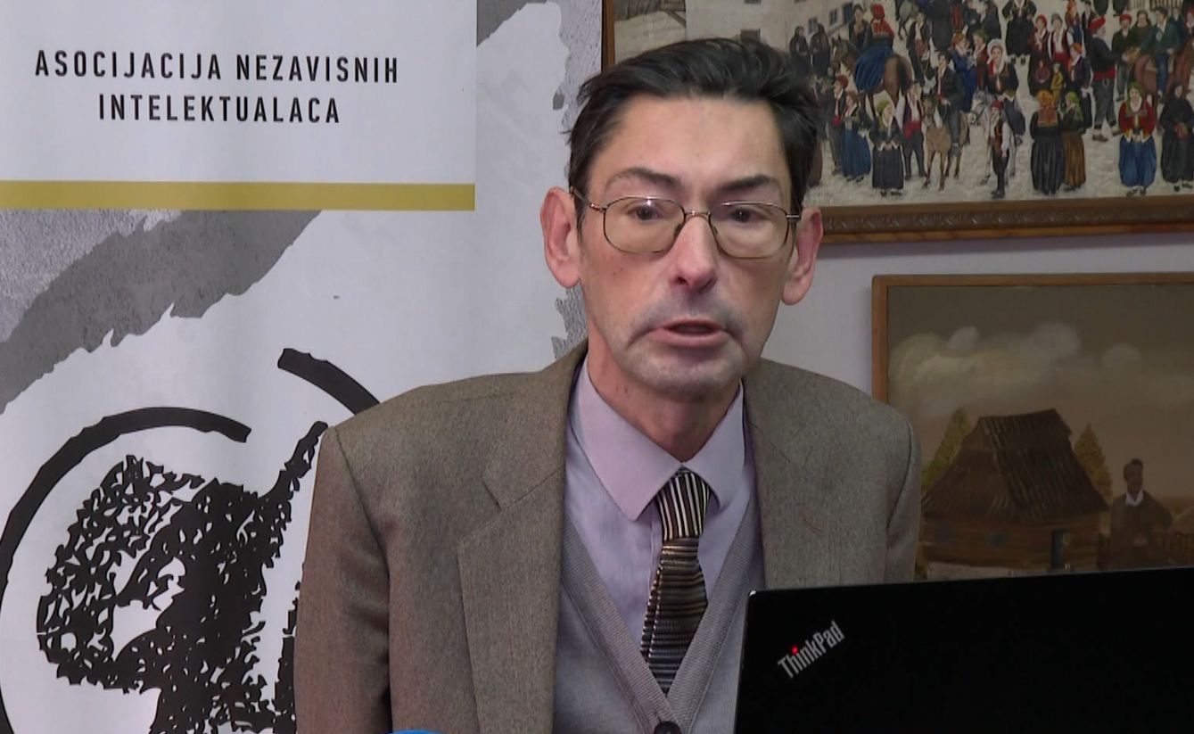 Na Krugu 99 se razgovaralo o mogućim, ali i potrebnim ustavnim reformama