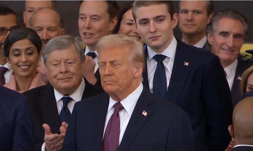 Opsežne sigurnosne mjere poduzete su u jeku povećane zabrinutosti nakon nedavnog terorističkog napada u New Orleansu i eksplozije u Las Vegasu