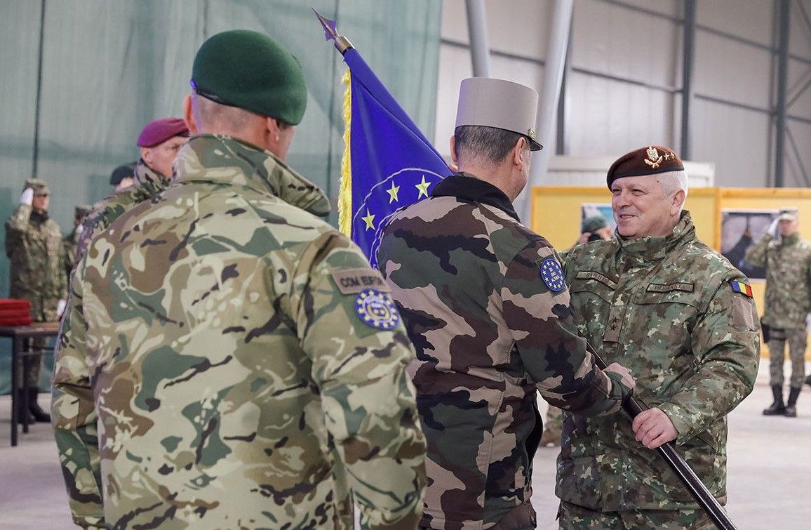Svečanost je održana u bazi Butmir u Sarajevu, a prisustvovale su joj istaknute vojne i civilne zvanice