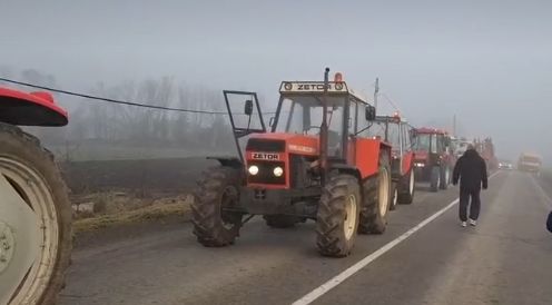 Traktori ušli u Novi Sad, žandarmerija se povukla