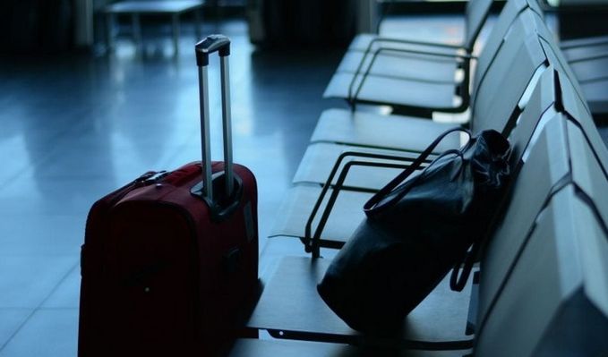 Neki mediji navode da je Arruda sadržaj kofera - prodavao putem interneta?!