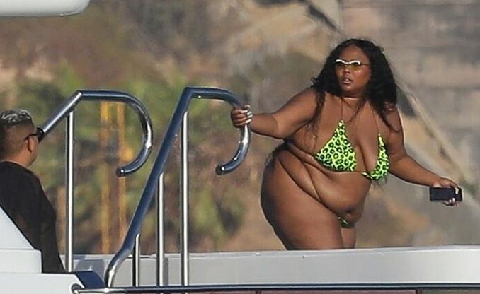 Sada je ponosno pokazala da je postigla cilj, te da se vratila na kilažu od prije 10 godina.