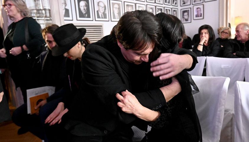 Osim uspješne muzičke karijere, Boris Novković je poznat i po turbulentnom ljubavnom životu