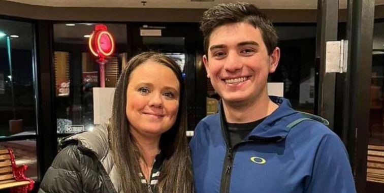 U međuvremenu, Holi Širer nikada nije zaboravila bebu koju je dala na usvajanje na Dan zahvalnosti prije 20 godina.