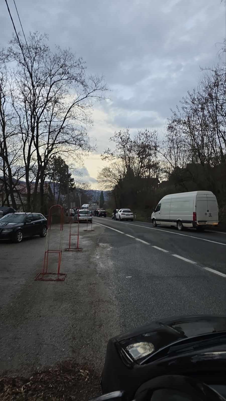 Saobraćaj potpuno obustavljen: Teška nesreća na putu kod Konjica