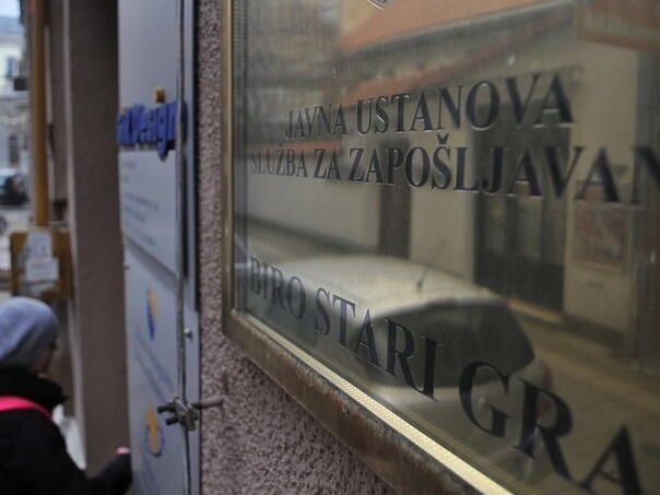 Mnogo bolje rezultate u ovom polju dokazano ostvaruju platforme u vlasništvu privatnog sektora 