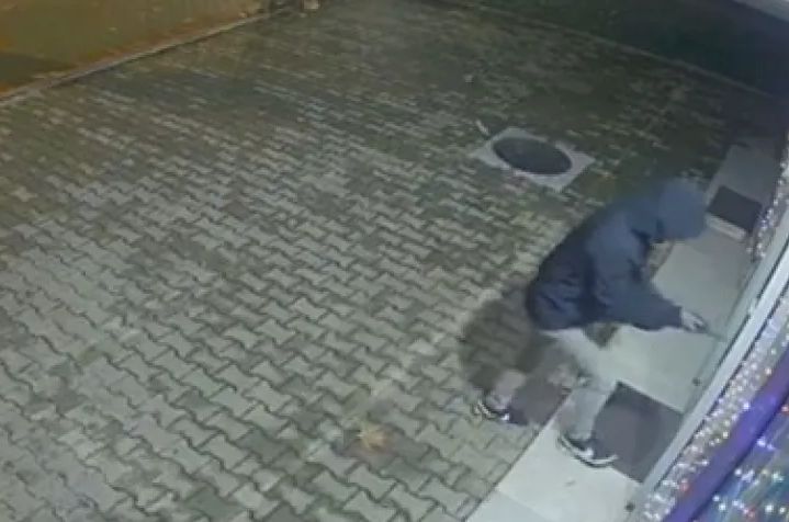 Trgovina Orbiter G odmah je reagirala na ovaj incident i pozvala građane da pomognu u razrješenju provale