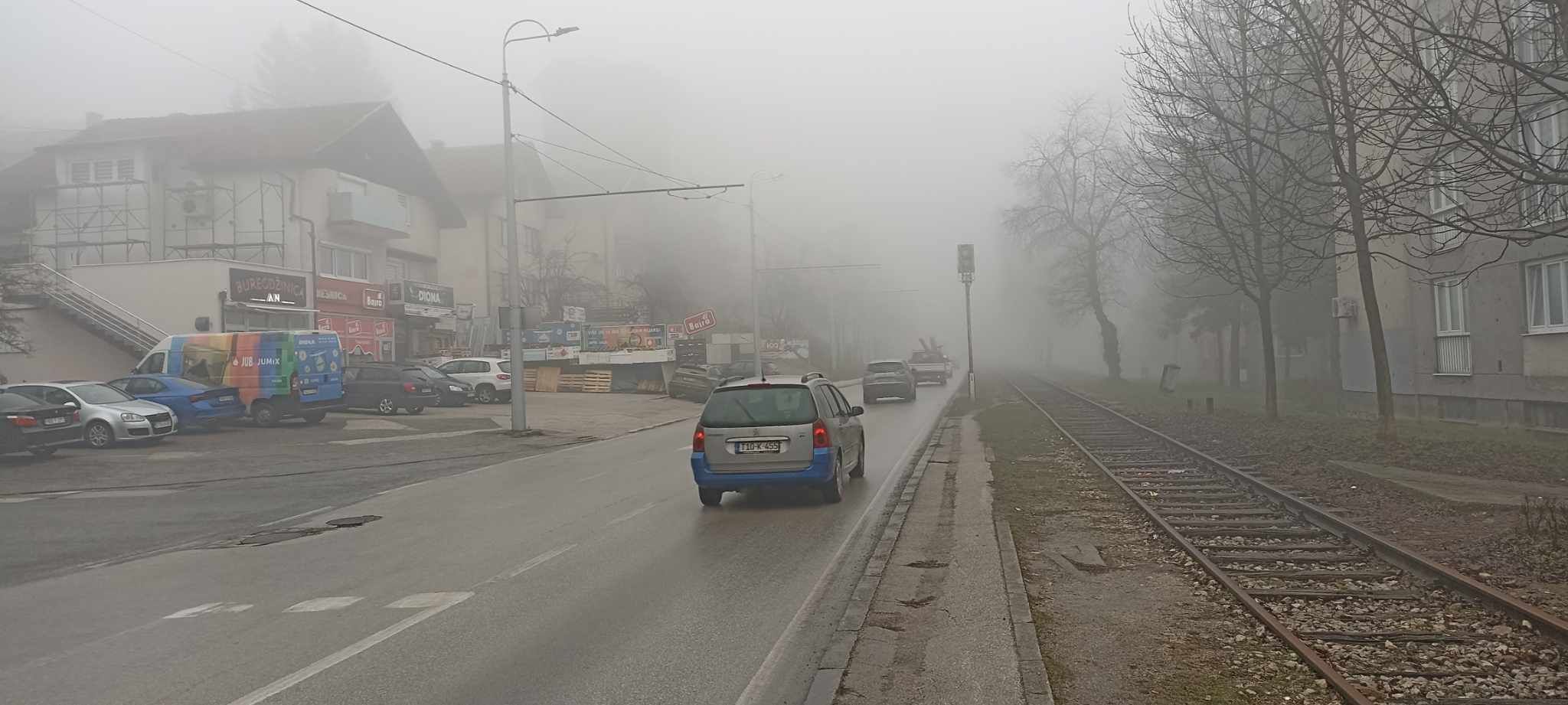 Ako građanima mogućnosti dozvoljavaju, svakako se preporučuje boravak na planinama u okruženju grada.