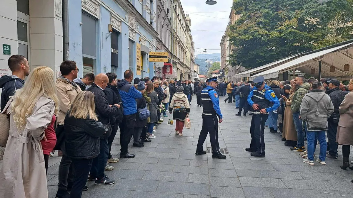 Tužna povorka ići će dalje prema Barama, gdje će biti i ukopan Halid Bešlić