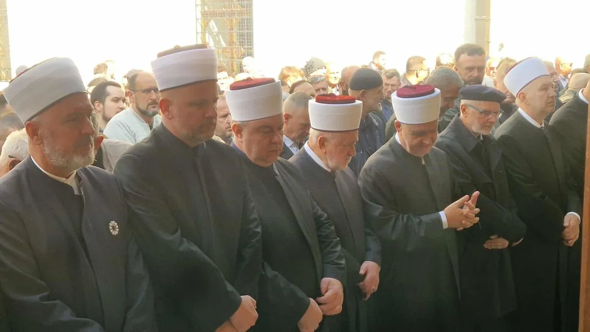 Velična čovjeka je u veličini zaostavštine koju je ostavio iza sebe, rečeno je prije klanjanja dženaze u haremu Begove džamije.