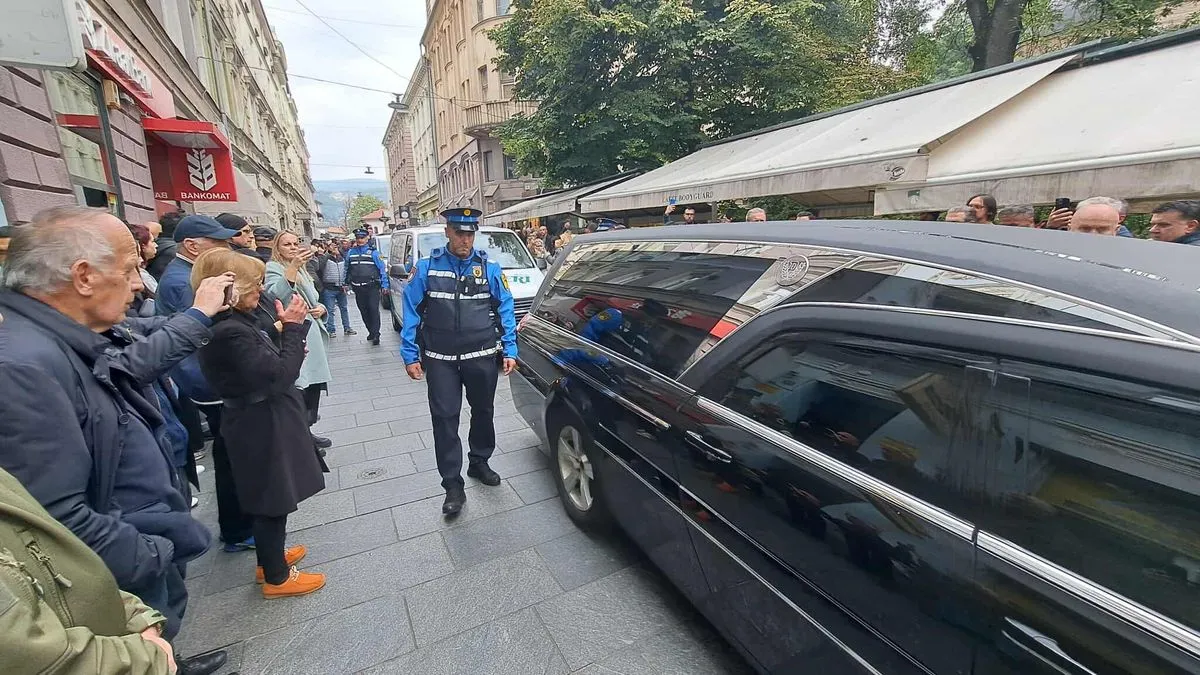 Tužna povorka ići će dalje prema Barama, gdje će biti i ukopan Halid Bešlić