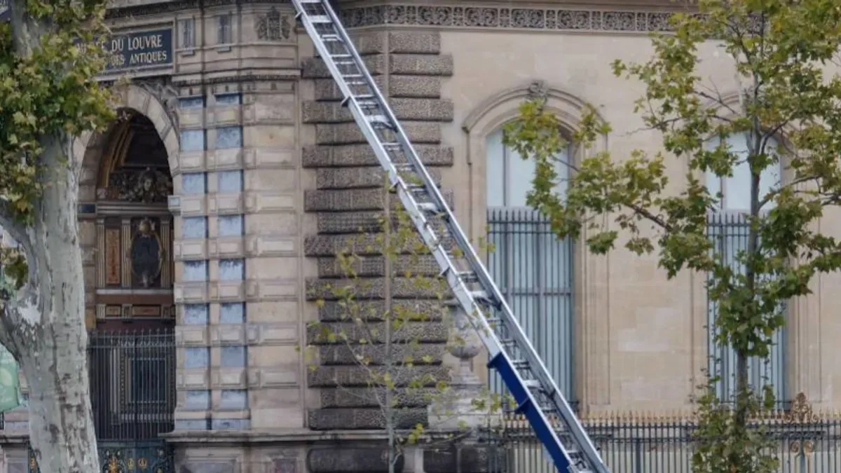  Des Cars tvrdi da je upozoravala da je sigurnost stoljećima stare zgrade u lošem stanju