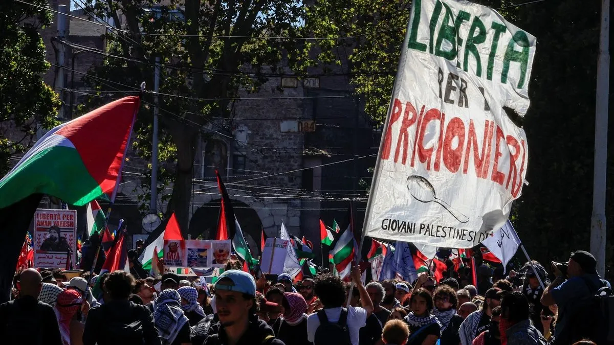 Gaza je pod izraelskom blokadom gotovo 18 godina, što dodatno produbljuje humanitarnu krizu i svakodnevne teškoće lokalnog stanovništva.