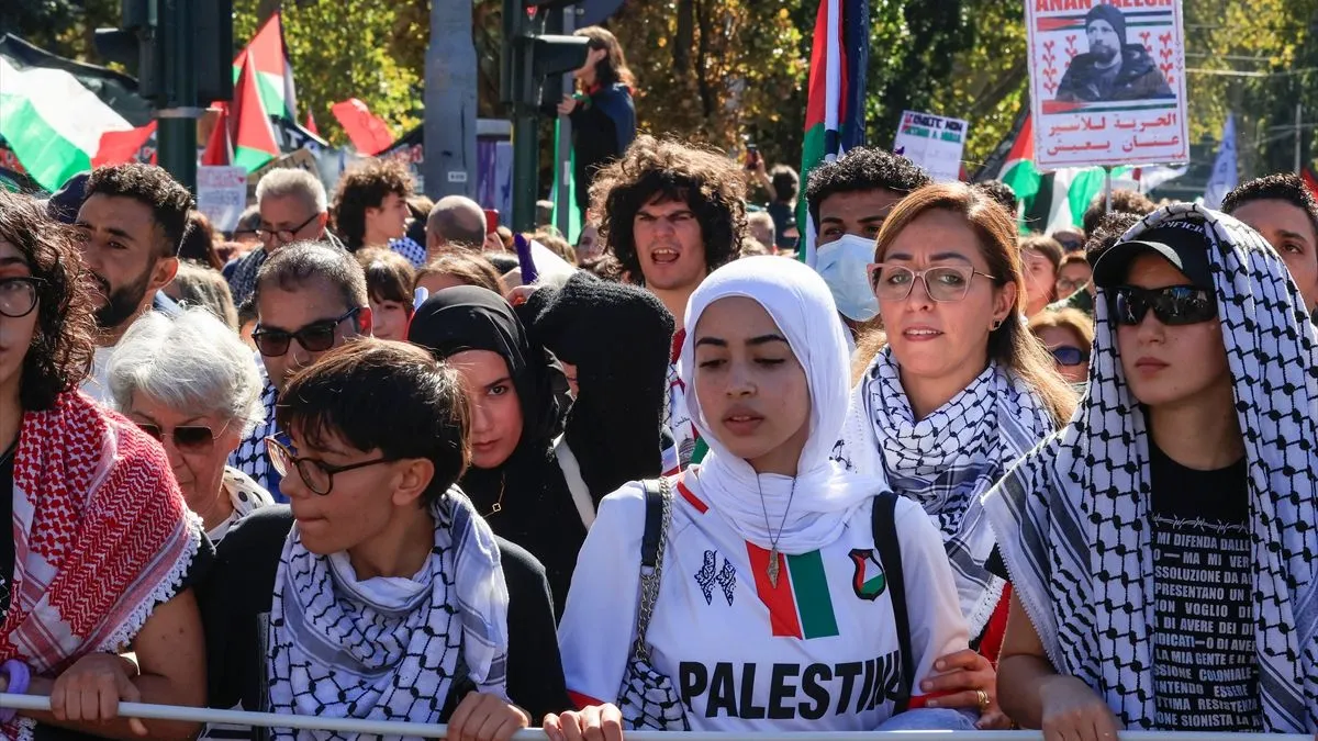 Gaza je pod izraelskom blokadom gotovo 18 godina, što dodatno produbljuje humanitarnu krizu i svakodnevne teškoće lokalnog stanovništva.