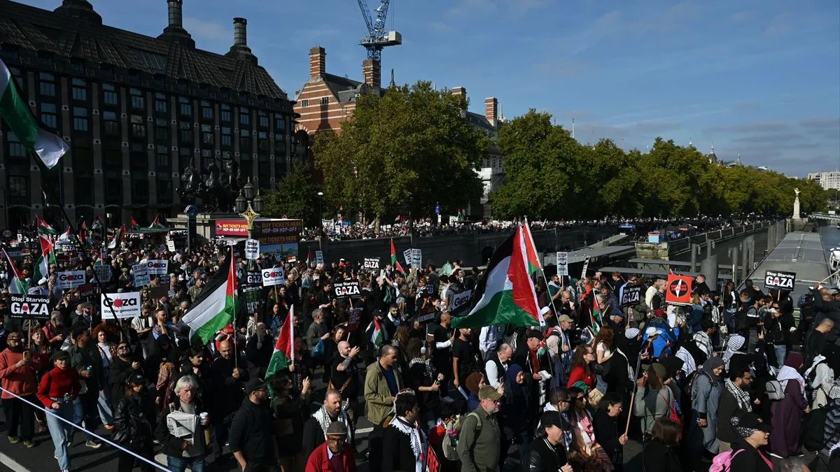 Demonstranti su upozorili da prekid vatre, iako trenutno na snazi, ne znači i kraj patnje.