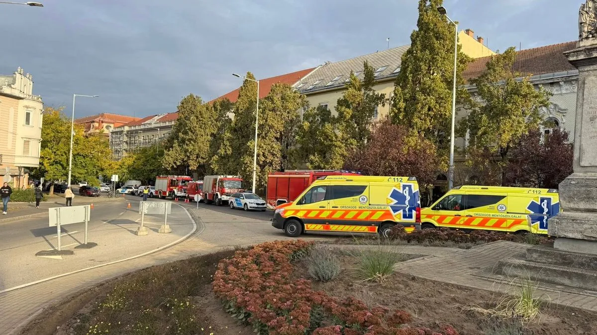 Autobus uletio u zgradu srednje škole: Ima mnogo povrijeđenih!