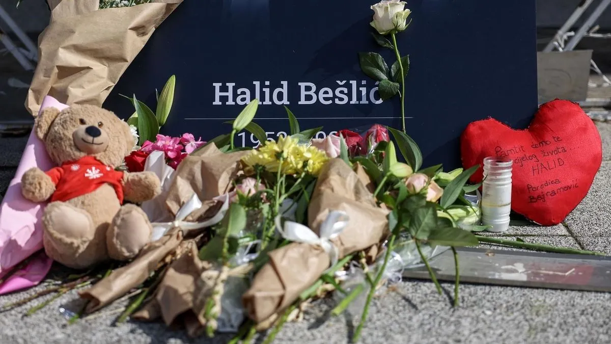 Podsjećamo, građani su spontano pokrenuli inicijativu da se 8. oktobra u 19 sati okupe ispred Doma mladih i zajednički otpjevaju njegove najpoznatije pjesme