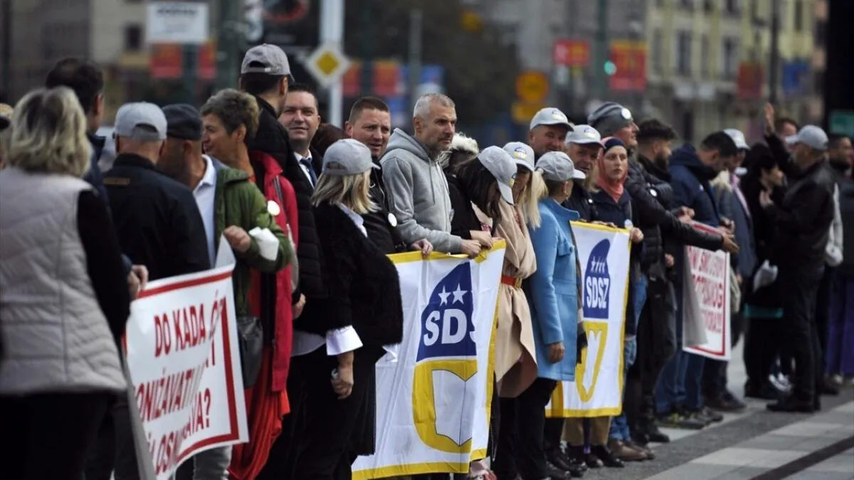 Sindikati ističu da je zbog neusvajanja budžeta više od 22.500 zaposlenih u državnim institucijama pretrpjelo direktnu materijalnu štetu