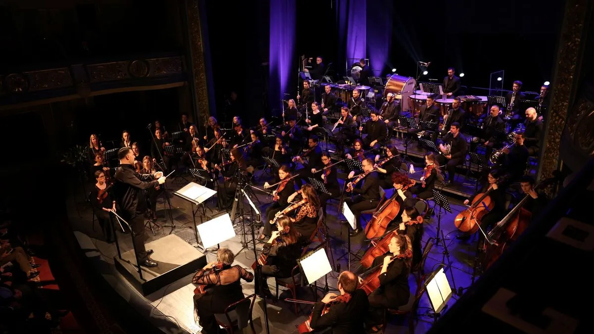 Nosilac djela je ideja slobode koja odjekuje i odiše čežnjom – istom onom koju su živjeli Izetbegović i njegovi savremenici